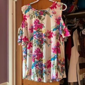 NWT cold shoulder t shirt